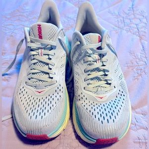 Size 7 Hokas